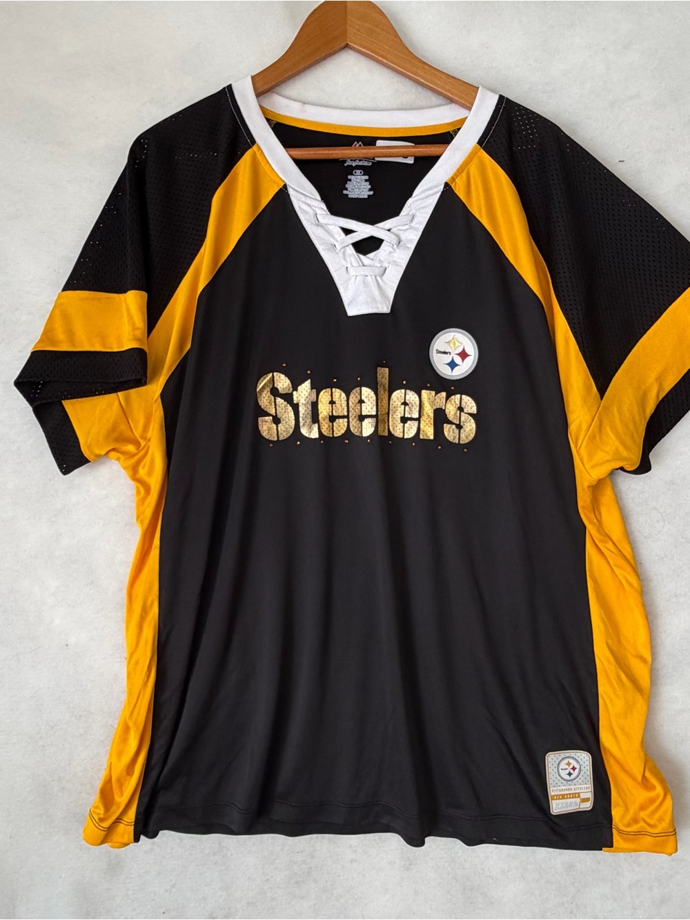 Women’s  Majestic Pittsburgh Steelers NFL Lace-Up V-Neck Jersey  2XL Black 8776